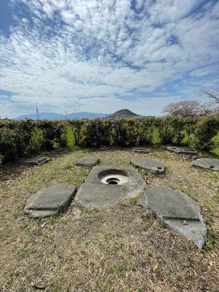 本薬師寺跡(東塔)